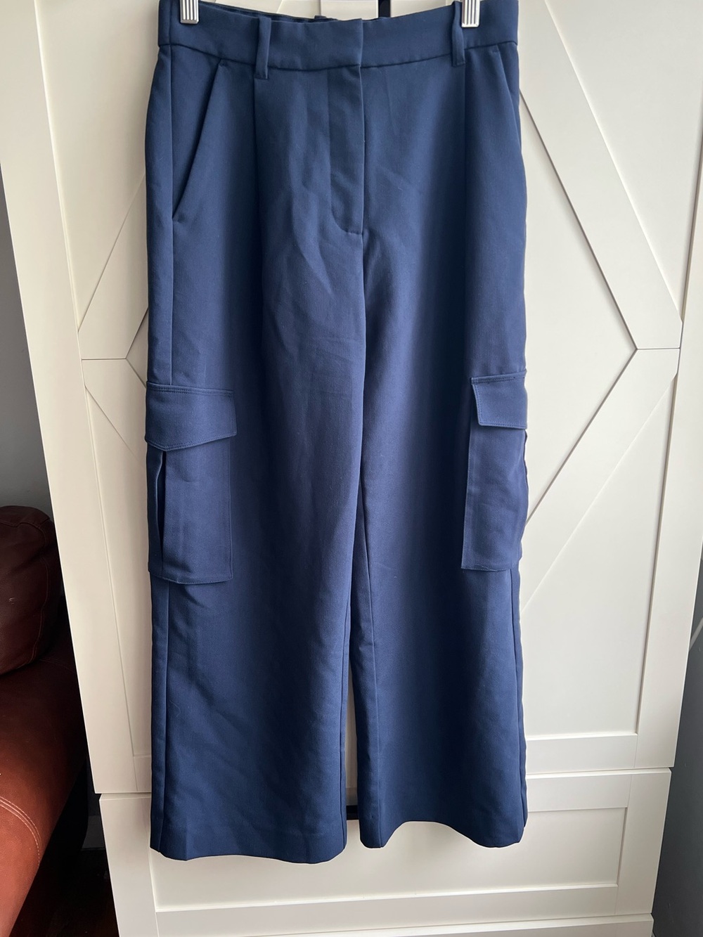 Abercrombie & Fitch Tailored Wide Leg Cargo Pants Navy Blue Size 28 / 6 Short